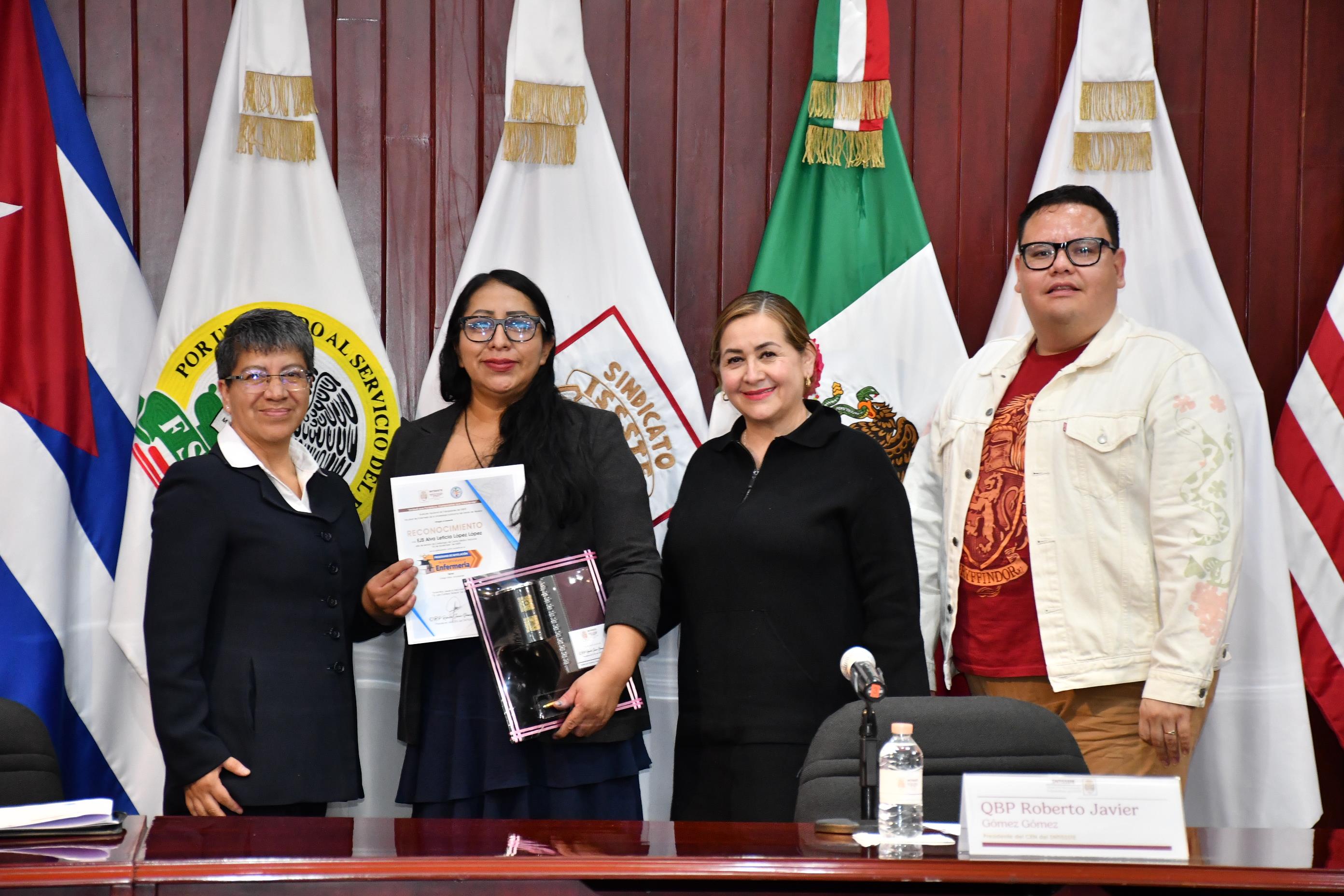 Programa de Nivelación de la Licenciatura en Enfermería, viernes 19 junio